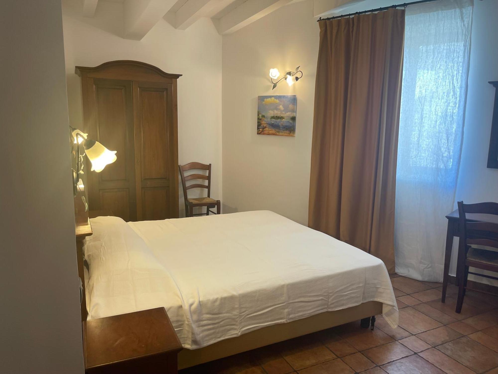 Hotel Capomulini 3 Stelle Acireale Bagian luar foto