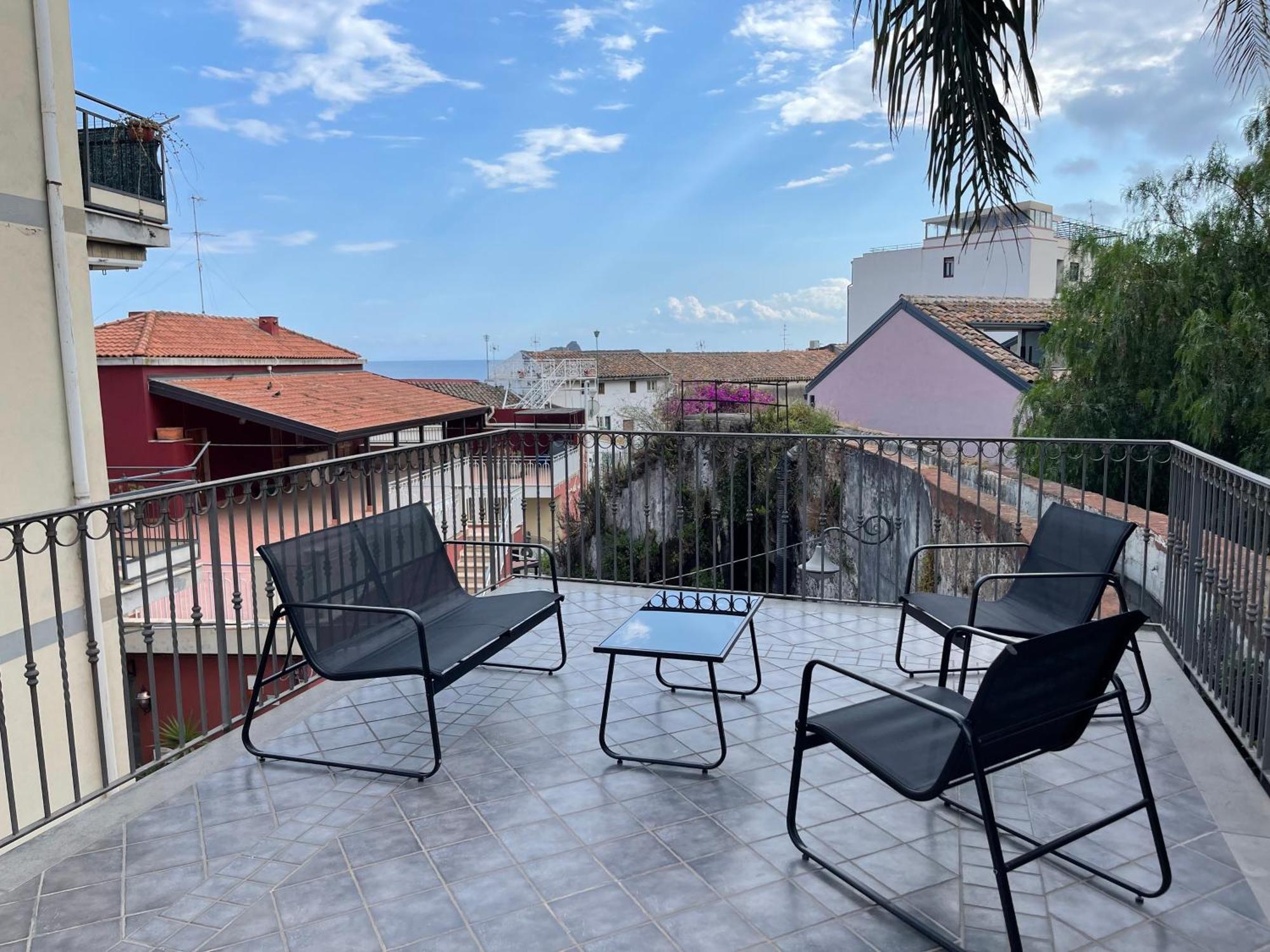 Hotel Capomulini 3 Stelle Acireale Bagian luar foto