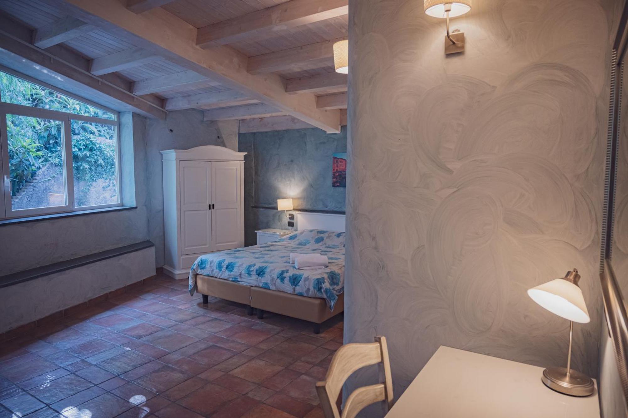 Hotel Capomulini 3 Stelle Acireale Bagian luar foto